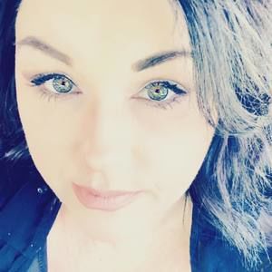 Meet your Posher, Catherine